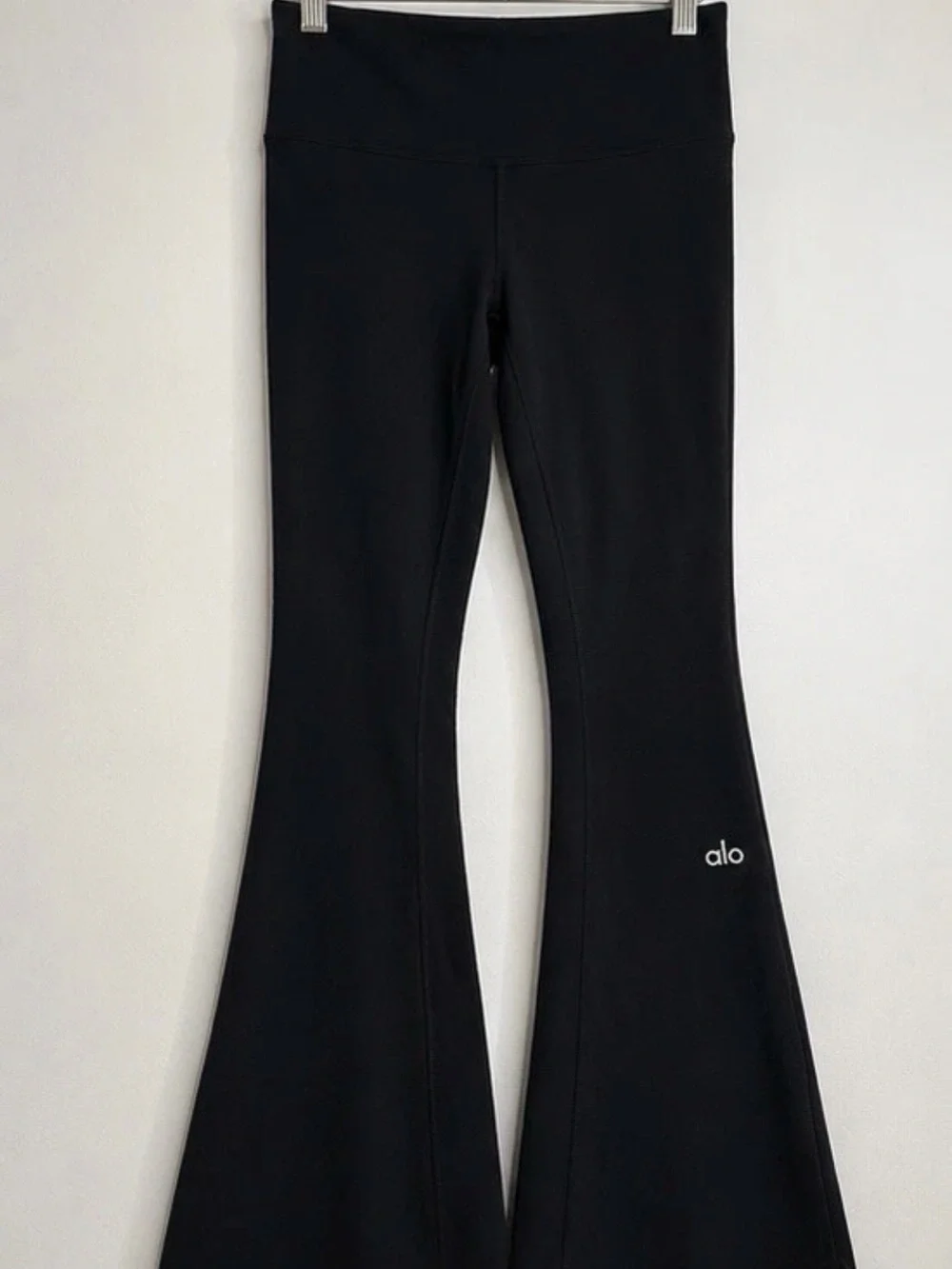 ALO Yoga Women Black Flare Leggings